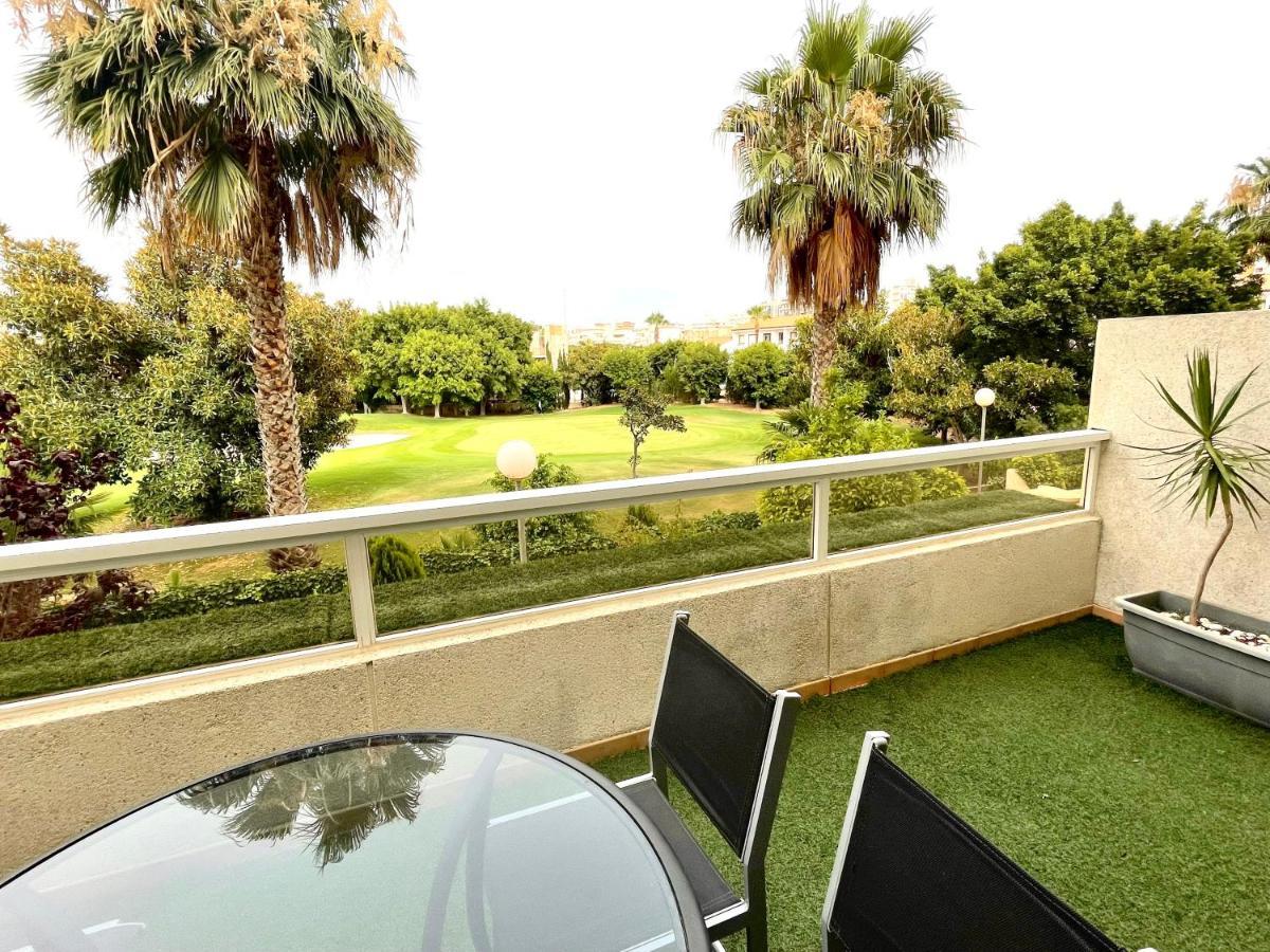 Appartement Large quiet terrace, golf views à Alicante Extérieur photo